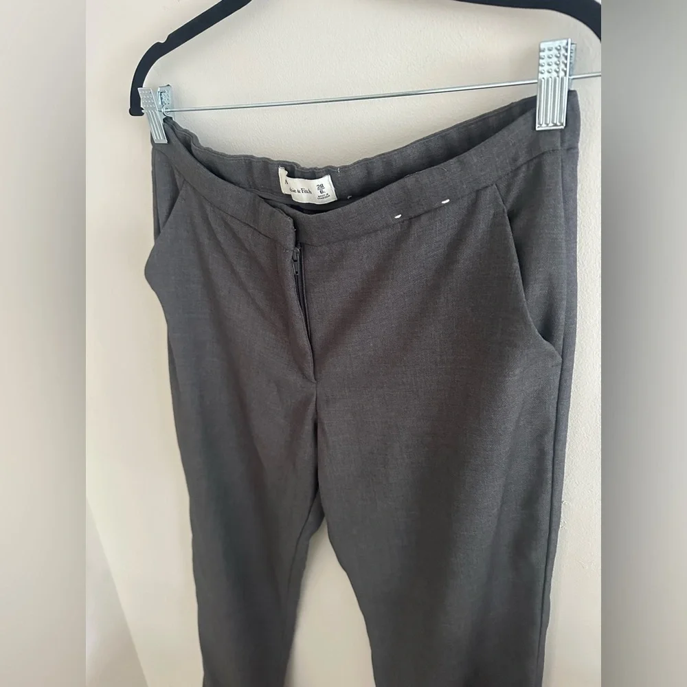 Abercrombie low rise trouser pant charcoal‎ grey size 28 long